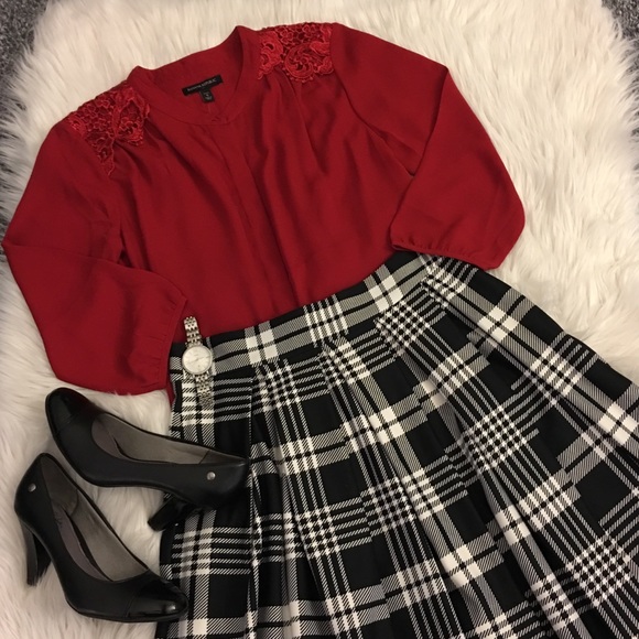 Faith and Joy Dresses & Skirts - NWT —Black & White plaid skirt